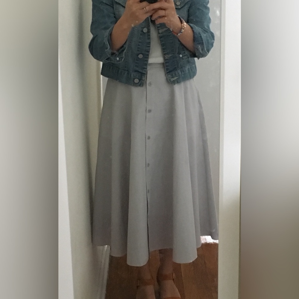 Uniqlo A-line skirt